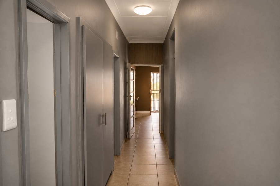 4 Bedroom Property for Sale in Flimieda North West
